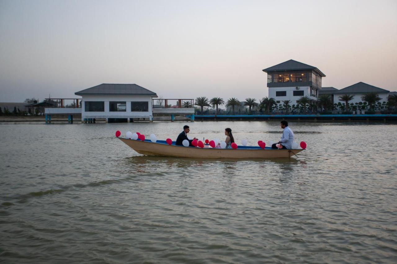 Lumbini Palace Resort Bagian luar foto