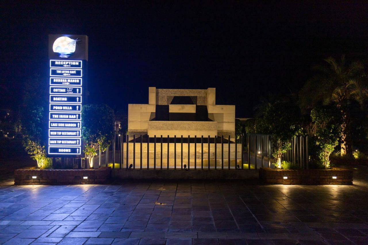 Lumbini Palace Resort Bagian luar foto